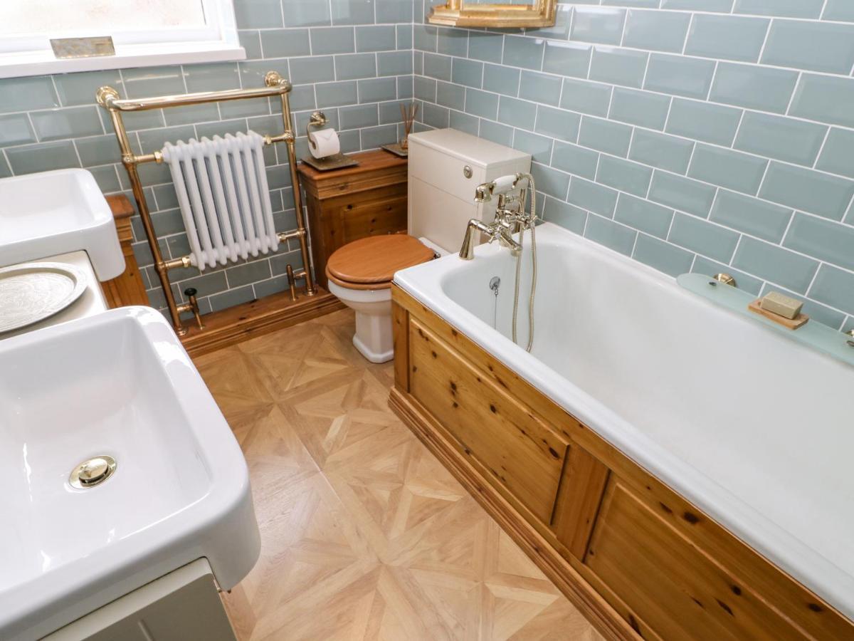 2 Hartburn Road Villa North Shields Dış mekan fotoğraf