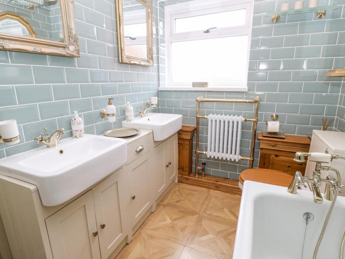2 Hartburn Road Villa North Shields Dış mekan fotoğraf